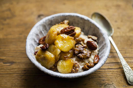 Bowl of oatmeal with fruit for 3 day clean food detox plan